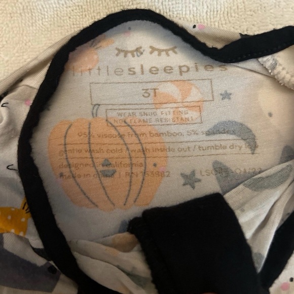 Little Sleepies Pumpkin and Cat Kids Footie - Picture 2 of 4